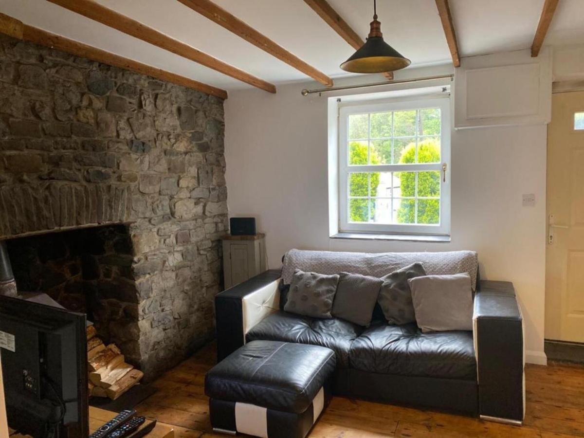 2-Bed Cottage In In Welsh Valley Nr Swansea Exterior foto